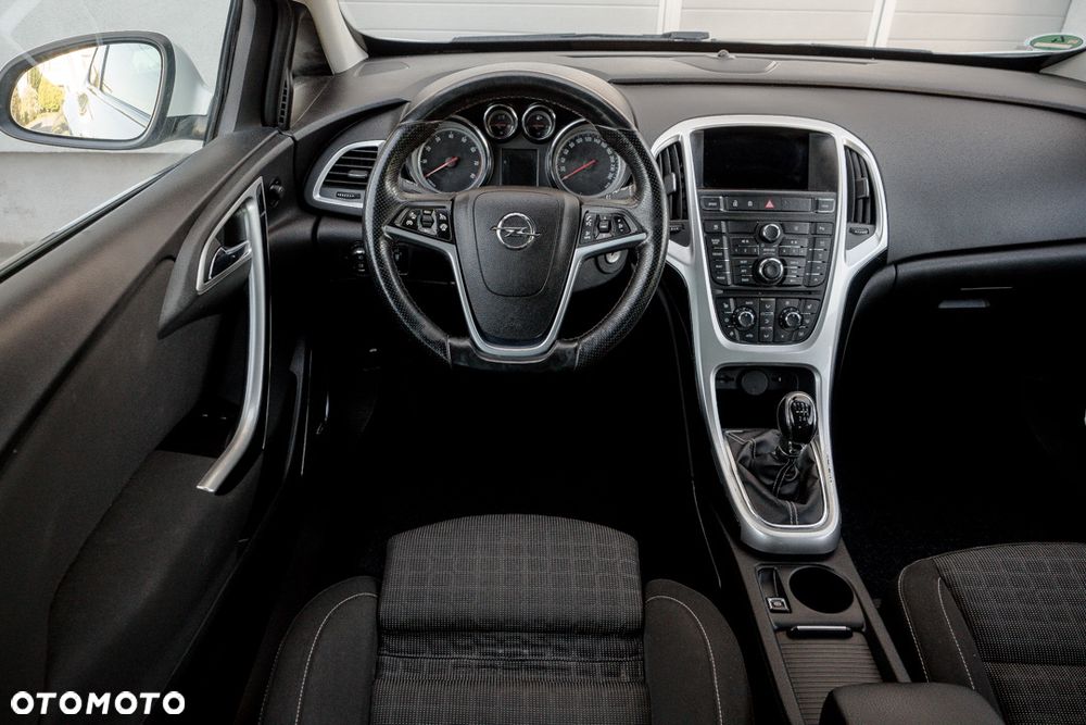 Opel Astra 1.6 Turbo Sport - 35