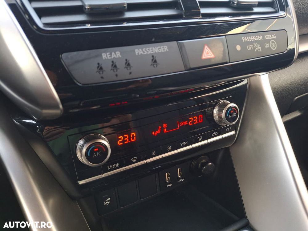 Mitsubishi Eclipse-Cross - 32