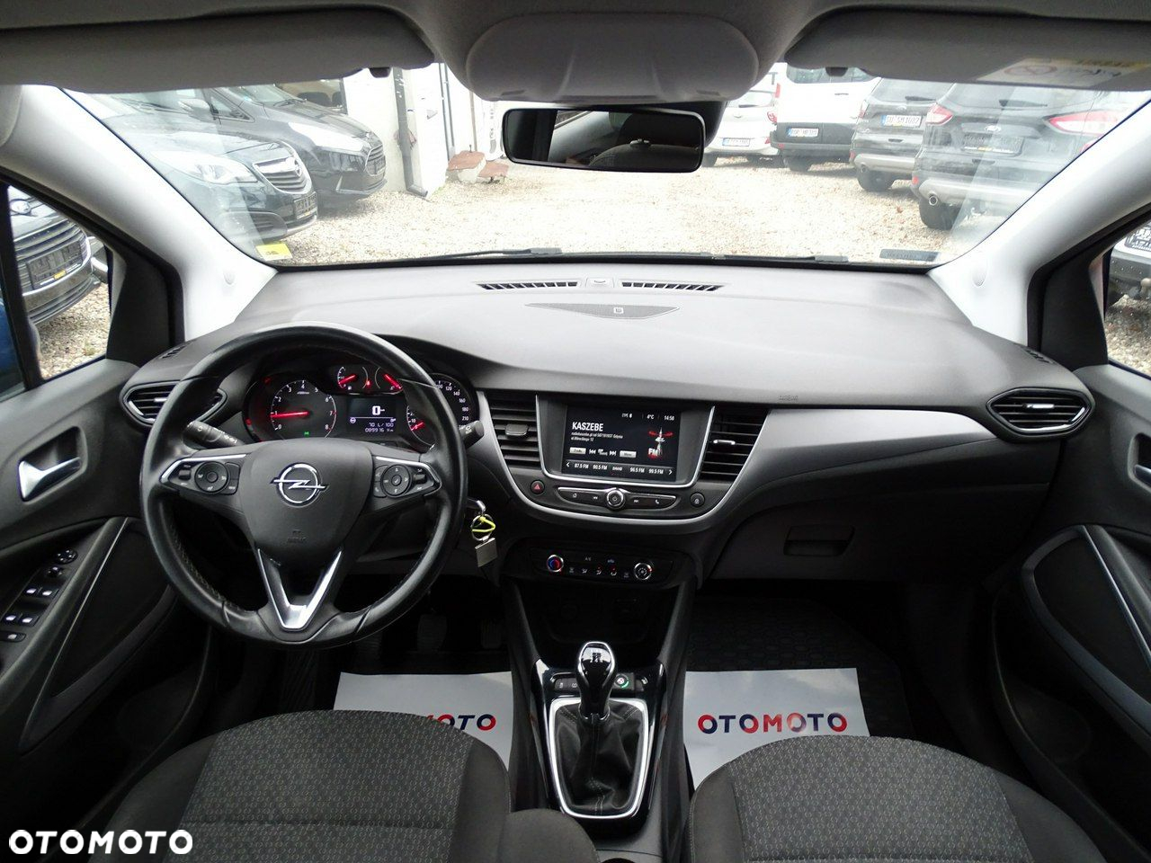 Opel Crossland X - 17