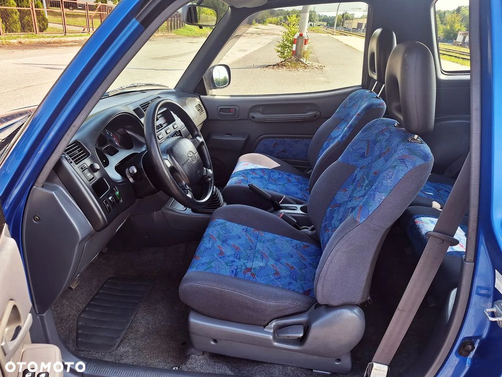 Toyota RAV4 2.0 Fun - 6