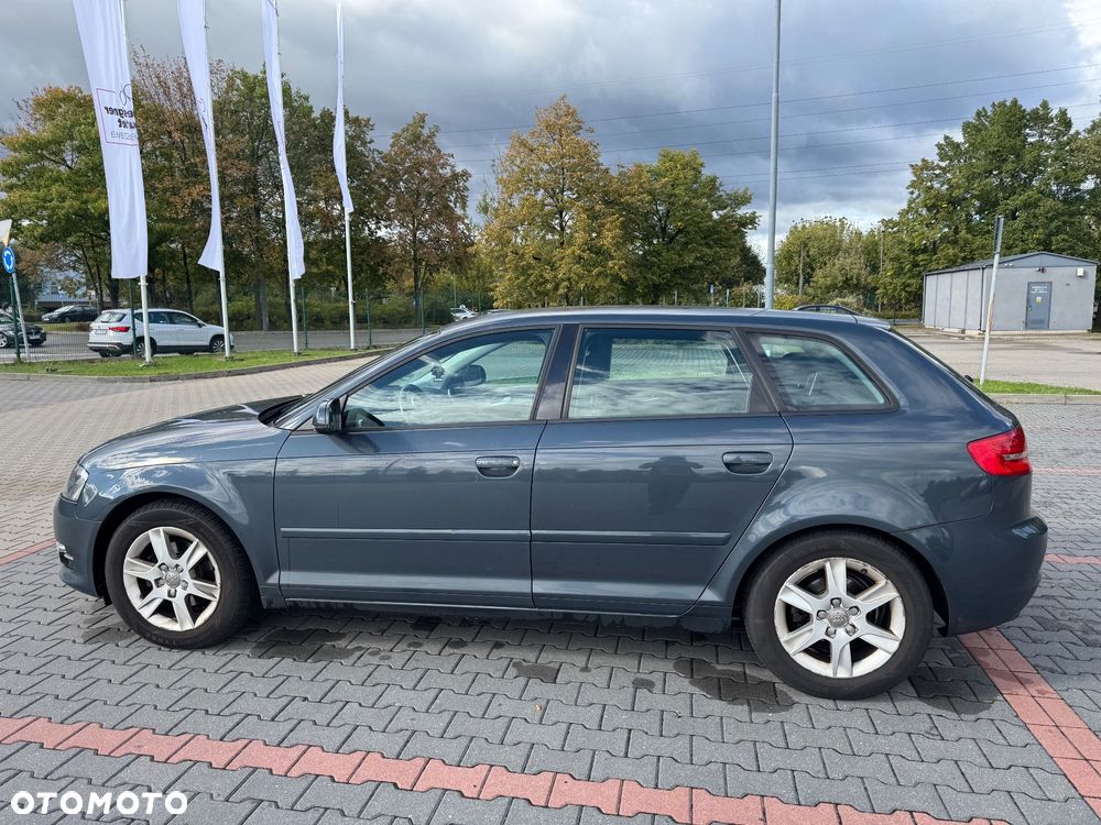 Audi A3 Sportback 1.2 TFSI Attraction - 5