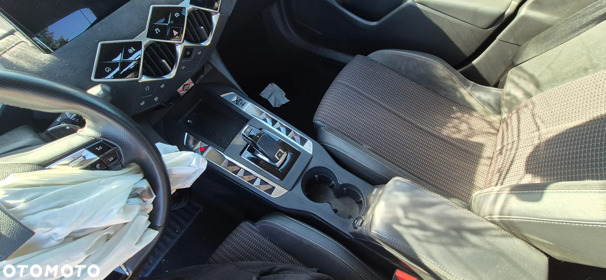 DS Automobiles DS 3 Crossback 1.2 PureTech Performance Line - 37