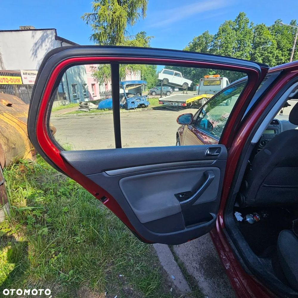 VOLKSWAGEN Golf V (2003r) hb 1,4 B 55kw / 75 KM kod lak: LA3W pojazd na części - 8