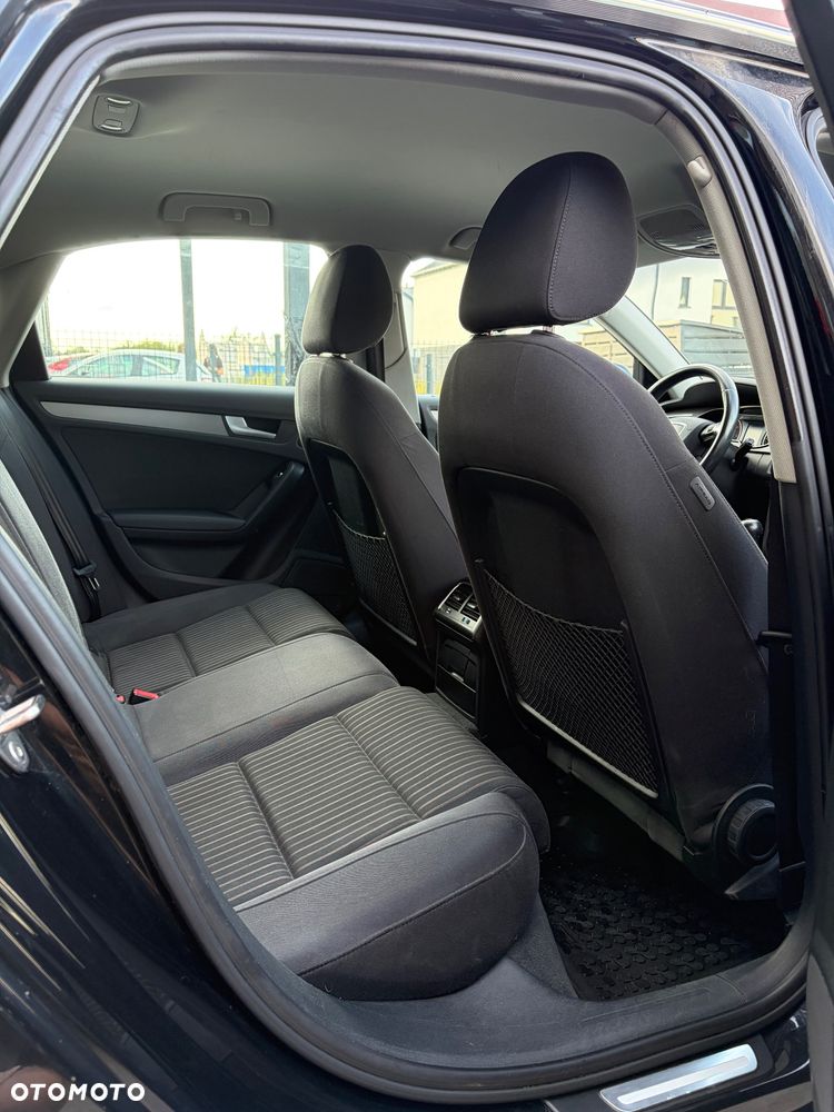 Audi A4 Limousine - 15
