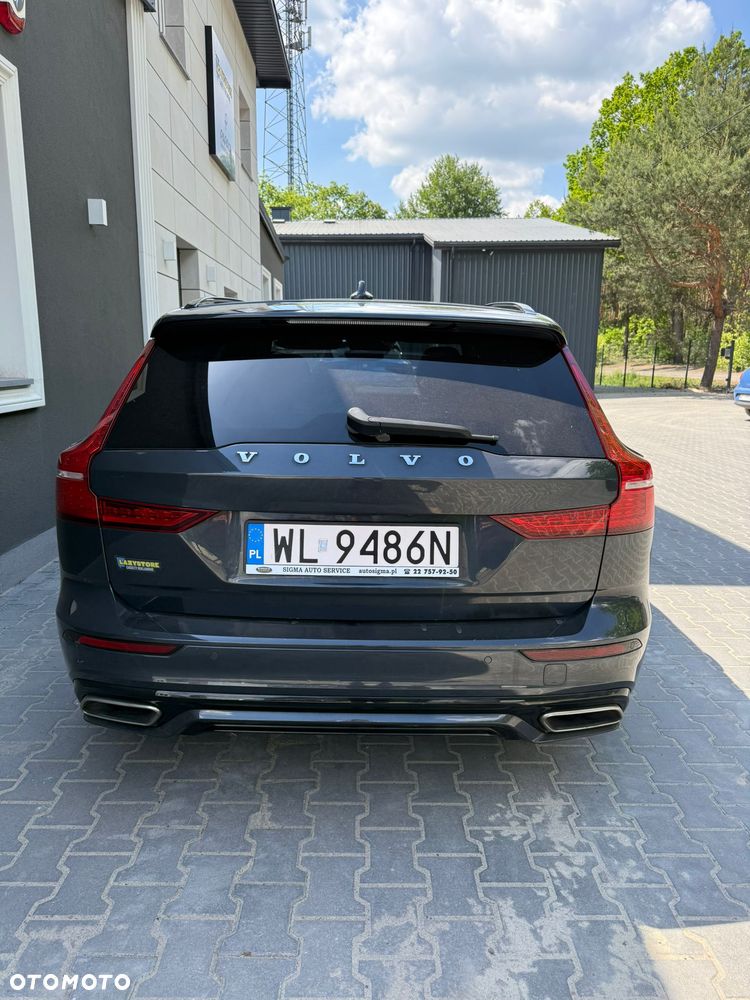 Volvo V60 T4 R-Design - 5