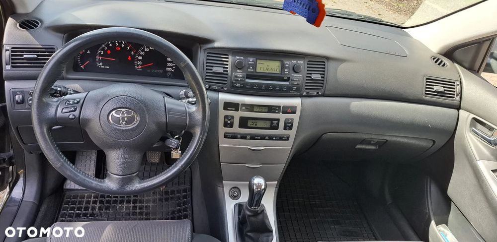 Toyota Corolla 1.6 VVT-i Sol - 6