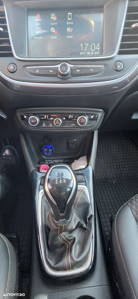 Opel Crossland - 19