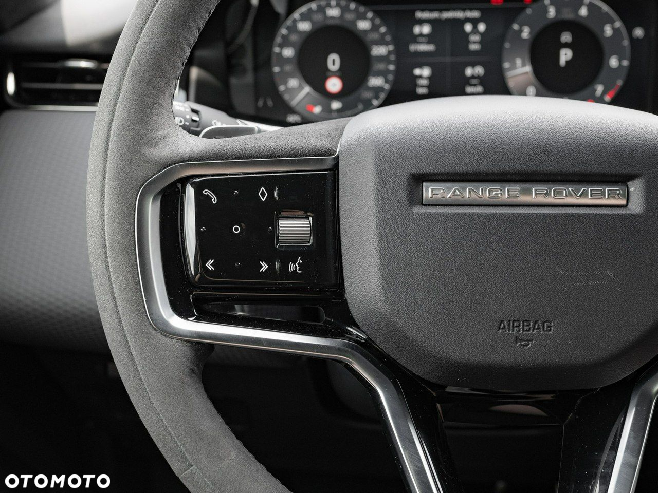 Land Rover Range Rover Evoque - 17