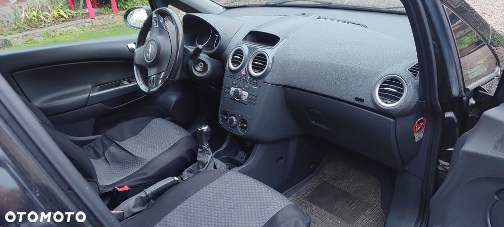 Opel Corsa - 6