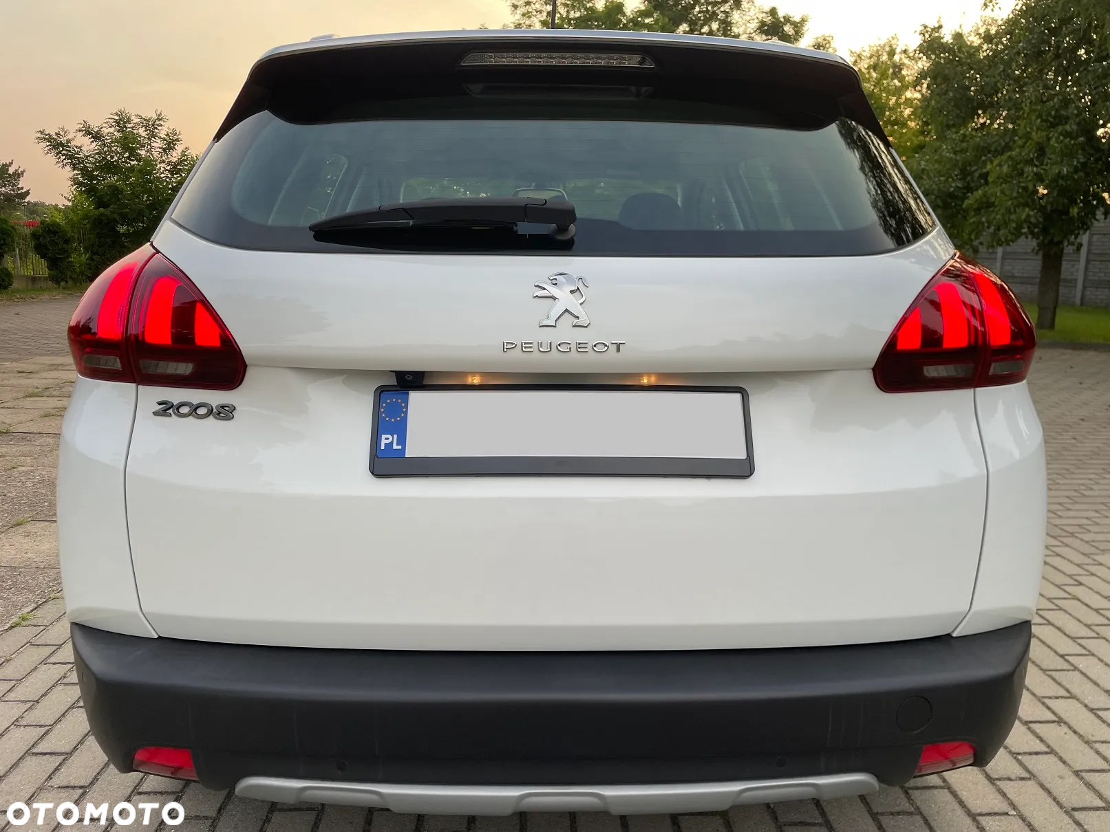 Peugeot 2008 - 13