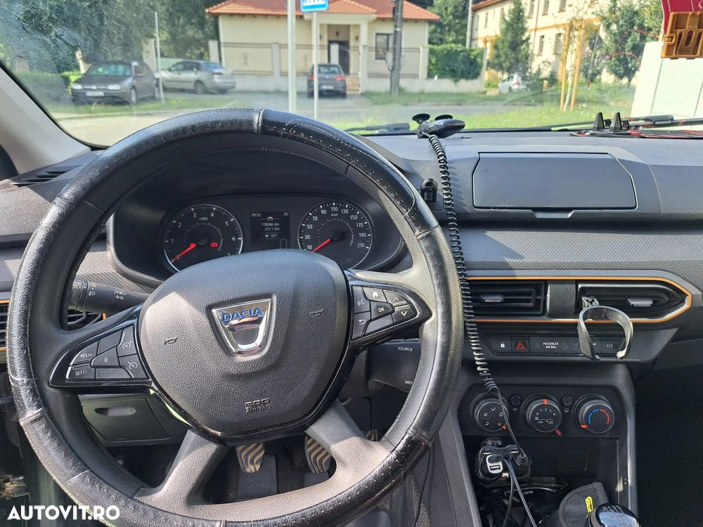 Dacia Sandero Stepway ECO-G 100 MT6 Essential - 4