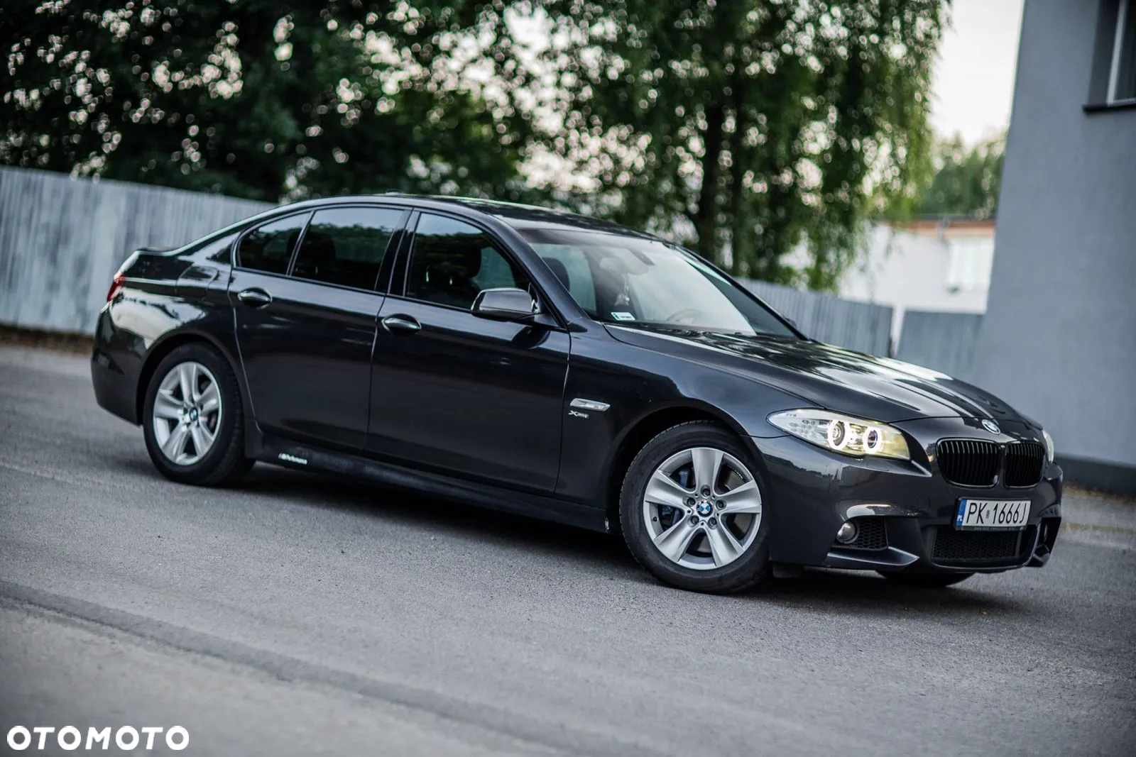 BMW Seria 5 528i xDrive - 11