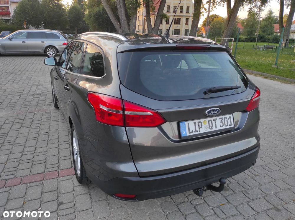 Ford Focus 1.6 TDCi DPF SYNC Edition - 8