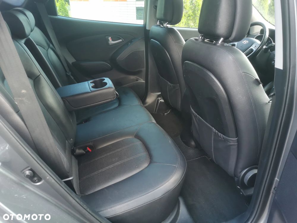 Hyundai Tucson 2.0 CRDI 4WD Automatik Premium - 12