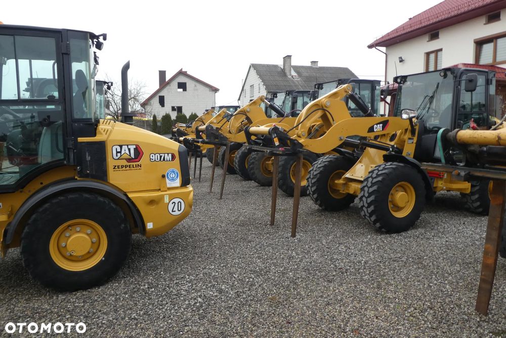 Caterpillar 906M Z NIEMIEC BIEGI DROGOWE PŁYWAJĄCA ŁYZKA - 31