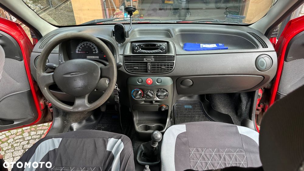 Fiat Punto 1.2 8V Active - 18