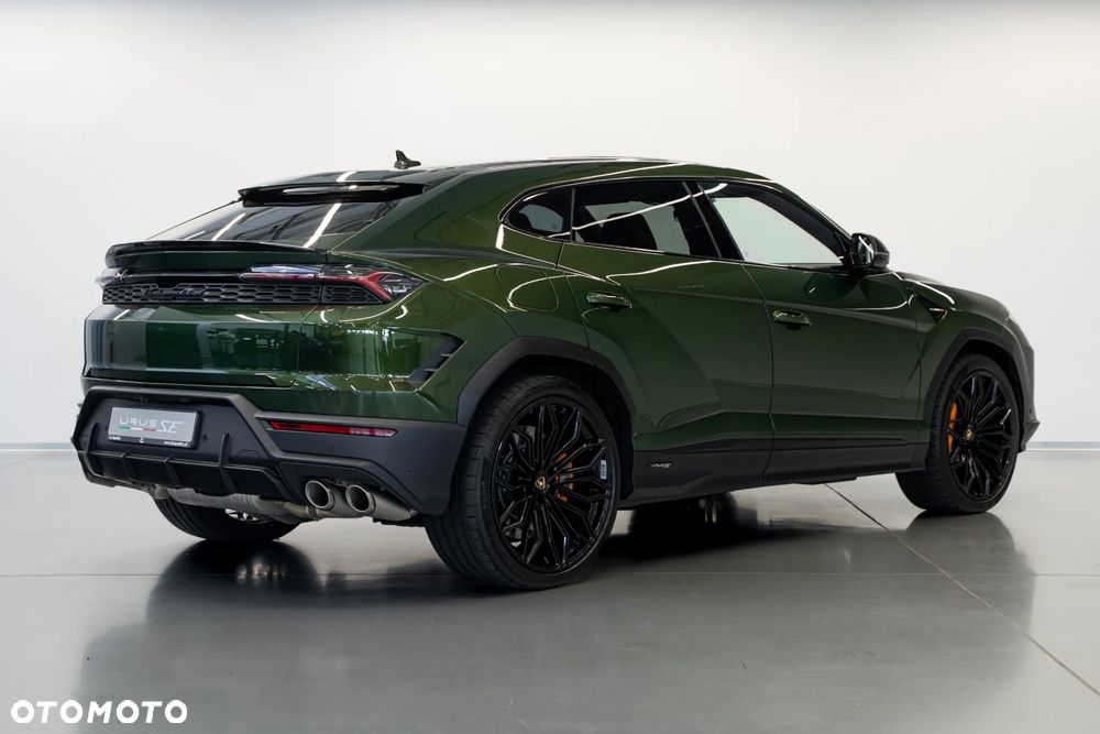 Lamborghini Urus - 7