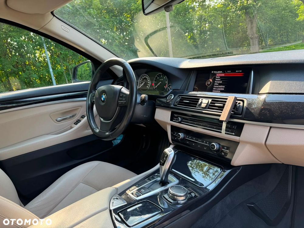 BMW Seria 5 520d xDrive - 19
