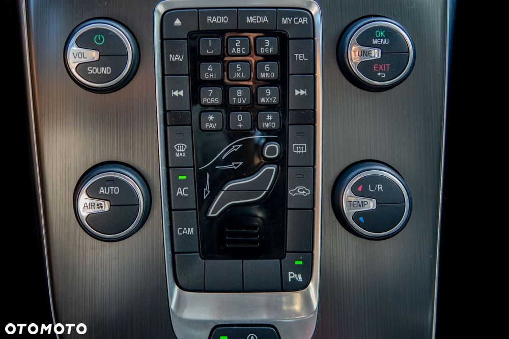 Volvo V40 T4 Powershift Summum - 30