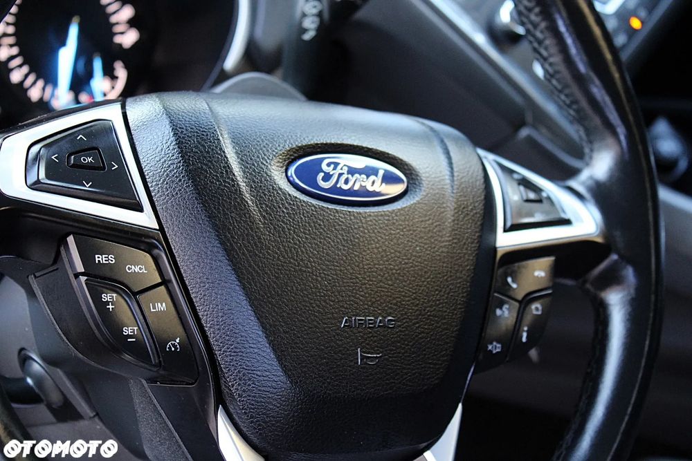 Ford Mondeo - 16