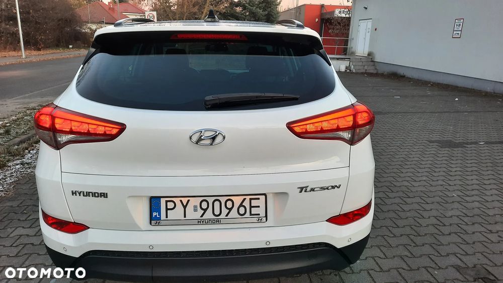Hyundai Tucson blue 1.7 CRDi 2WD DCT Premium - 15