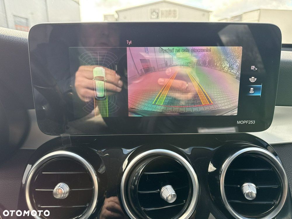 Mercedes-Benz GLC 200 d 4-Matic - 28