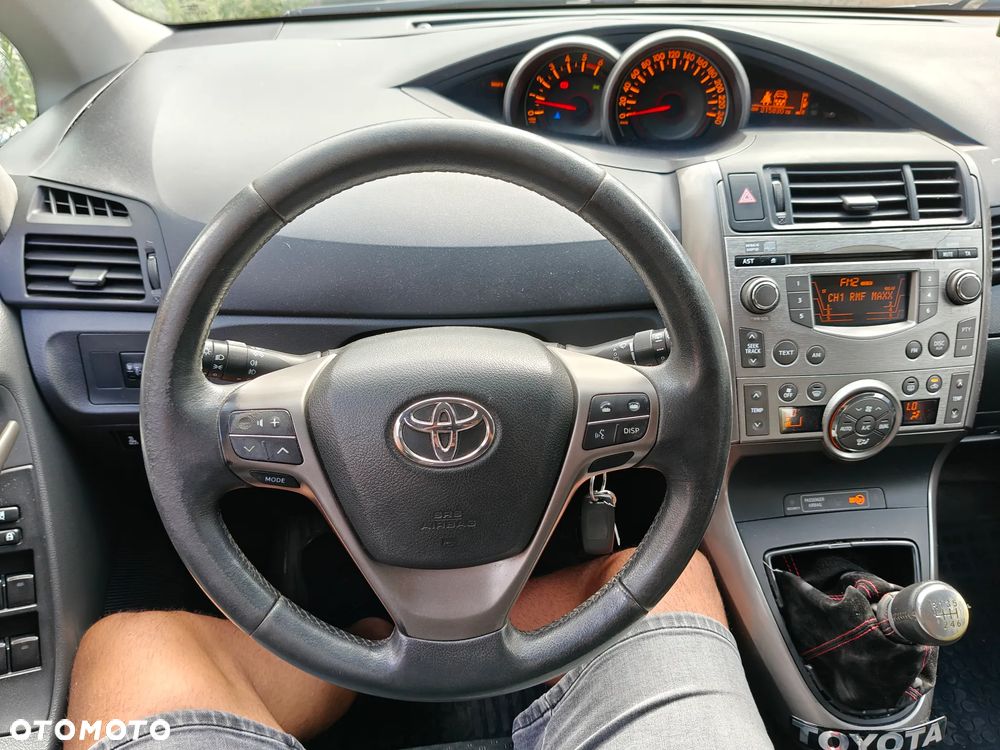 Toyota Verso 2.0 D-4D Sol plus - 12