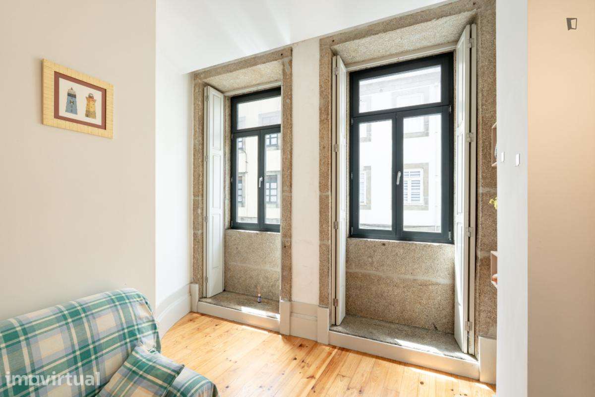 Apartamento com 1 quartos - localizado em Cedofeita Porto - Grande imagem: 3/20