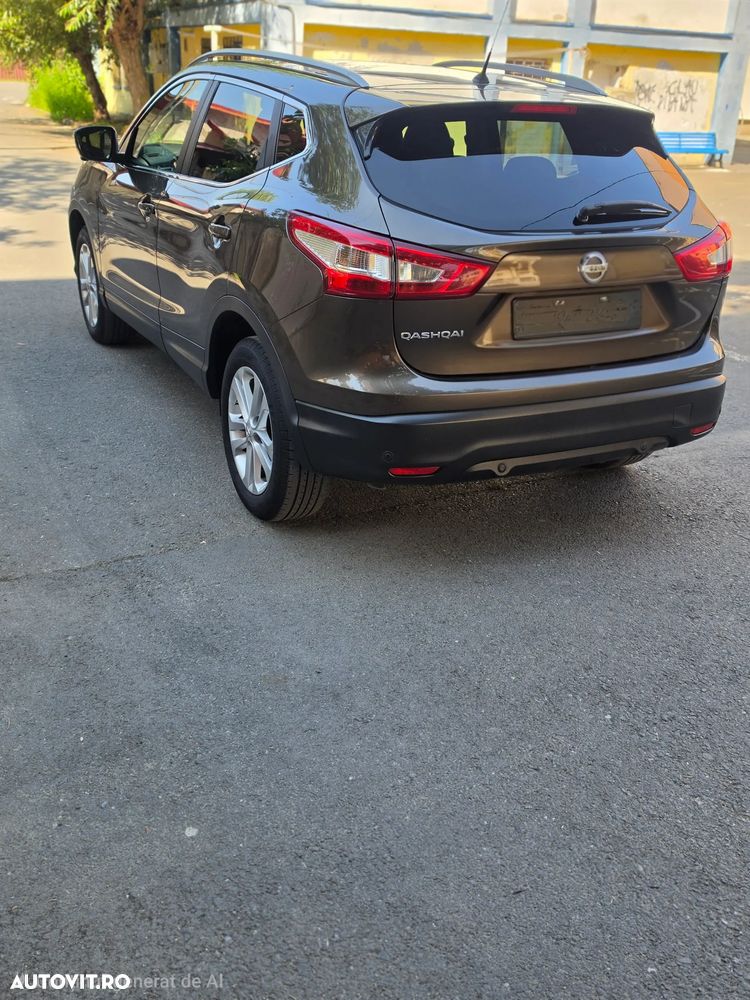Nissan Qashqai 1.6 DCI Xtronic TEKNA - 4