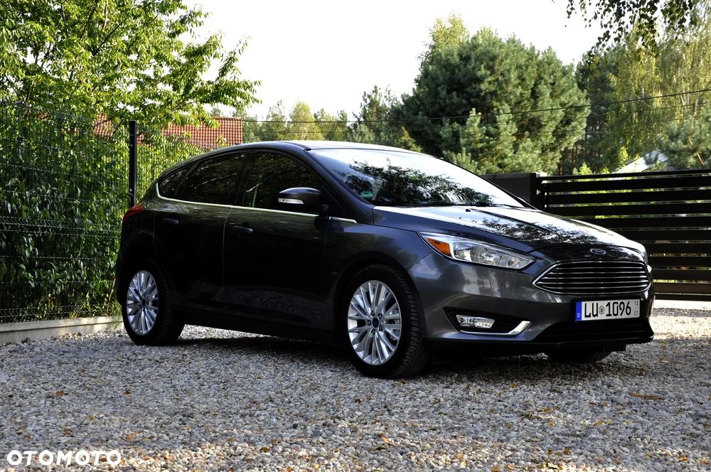 Ford Focus - 12