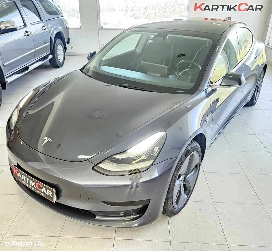 Tesla Model 3 Standard Range Plus RWD - 4