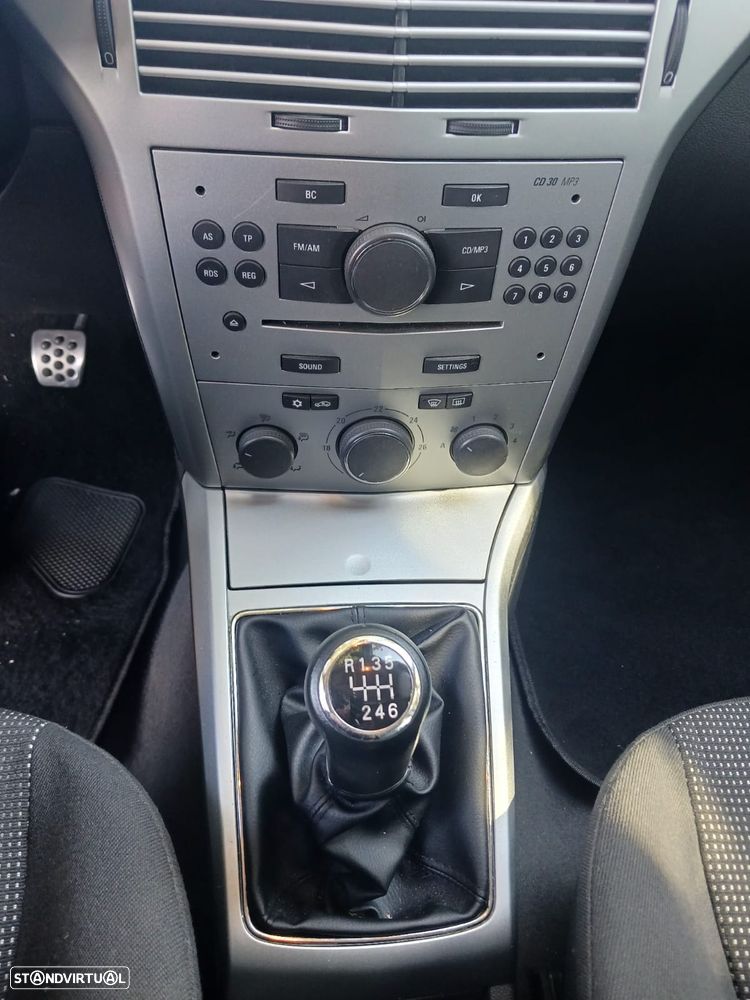 Opel Astra Caravan 1.7 CDTi Cosmo - 28