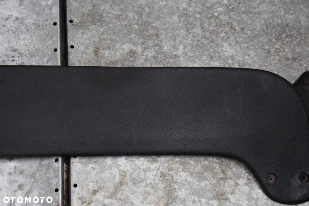 NISSAN NAVARA D22 SPOILER LOTKA TYŁ - 4