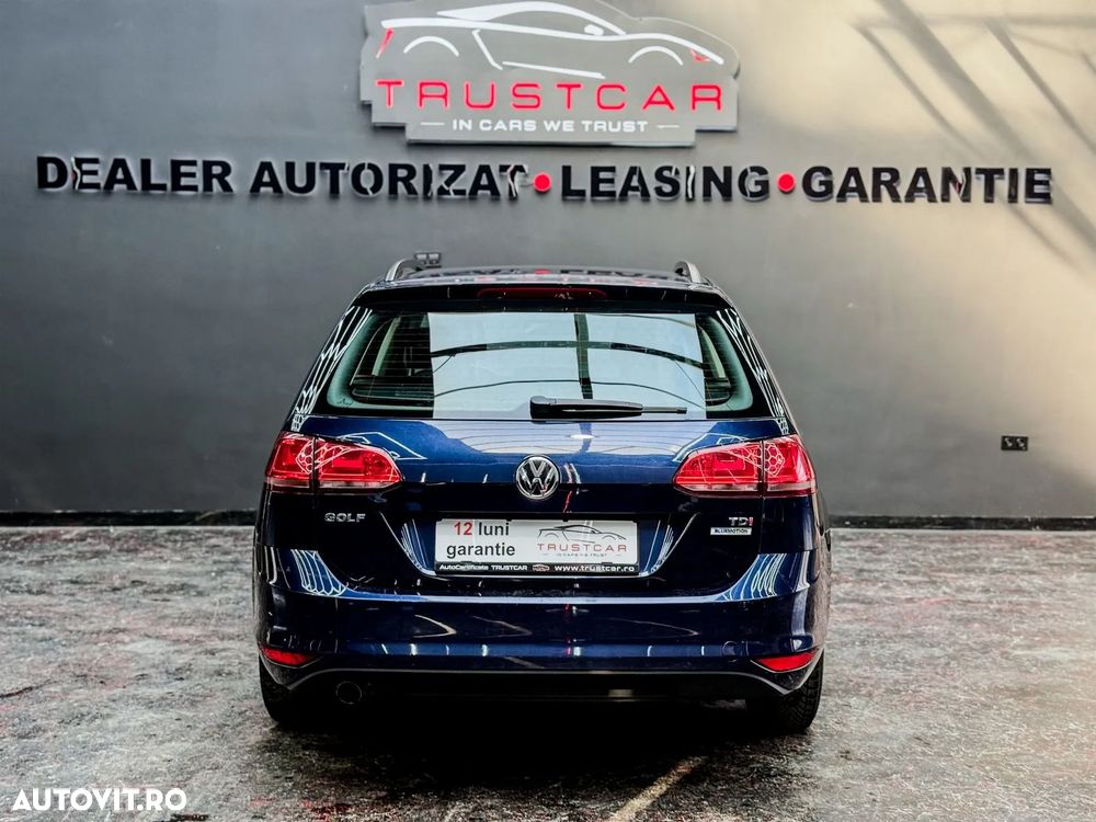 Volkswagen Golf - 12