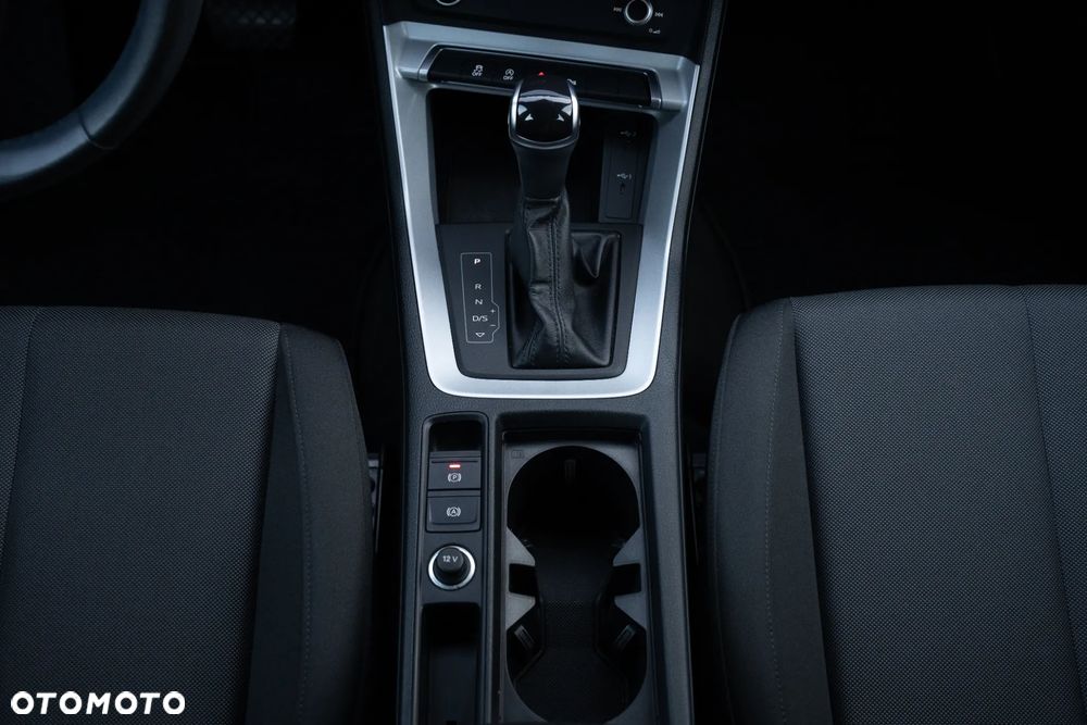 Audi Q3 35 TFSI mHEV S tronic - 21