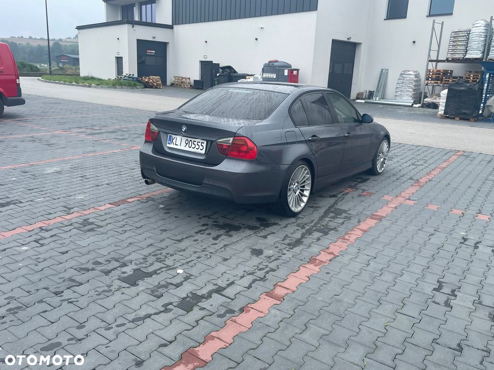 BMW Seria 3 318i - 6