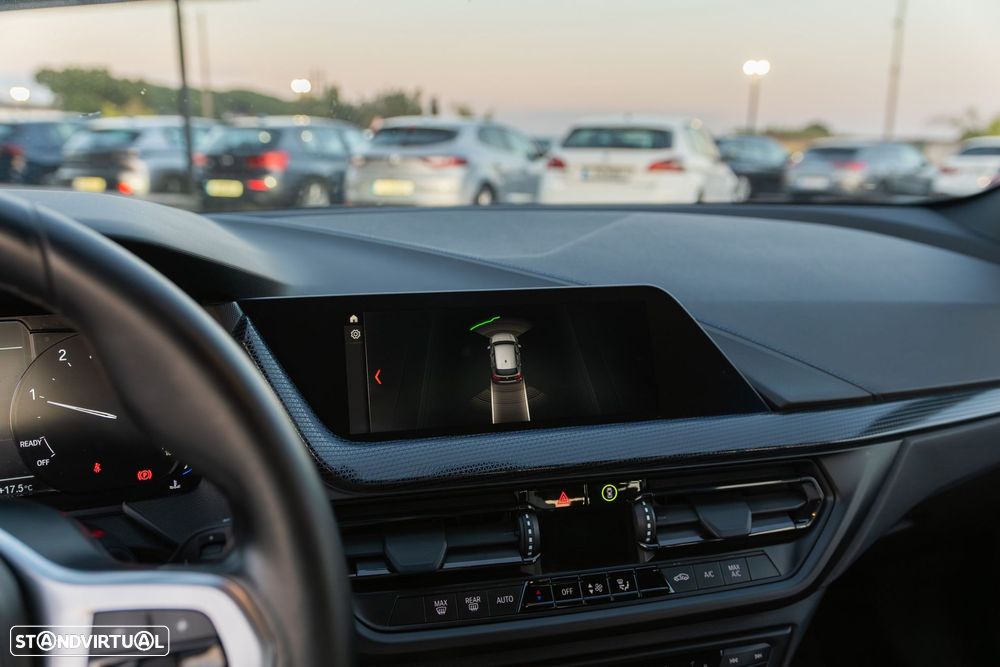 BMW 116 d Pack Desportivo M - 20