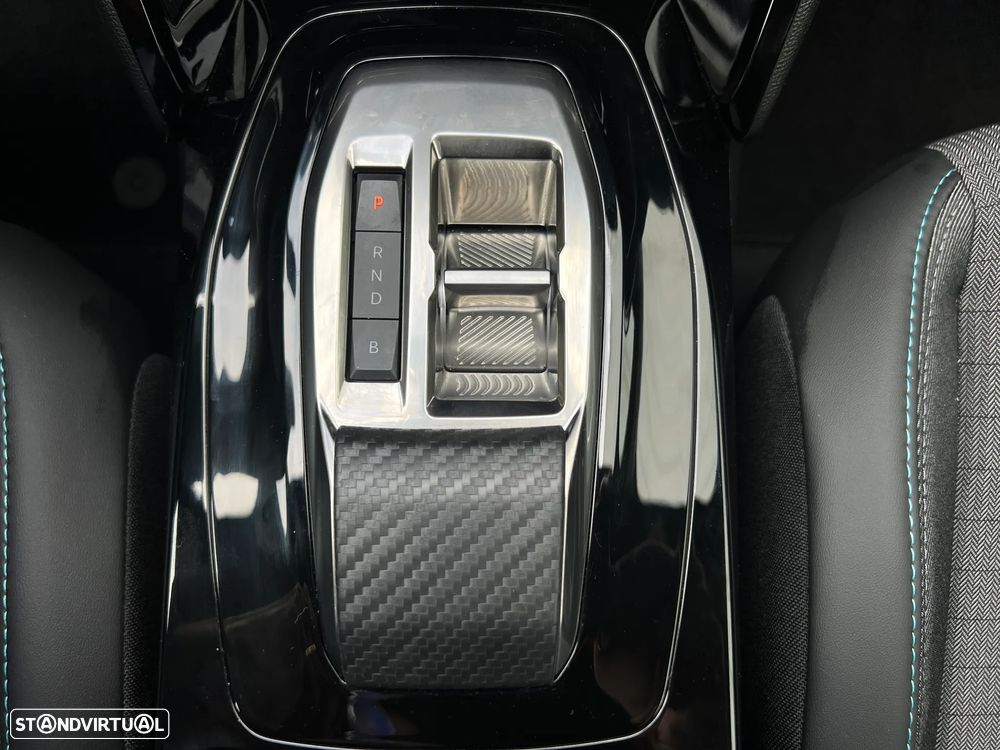 Peugeot e-2008 50 kWh Allure - 28