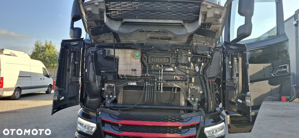 DAF XG+ - 38