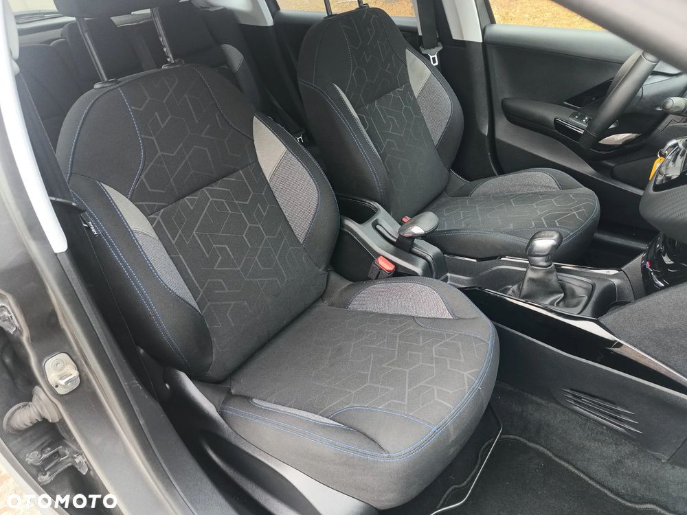 Peugeot 2008 PureTech 82 Signature - 18