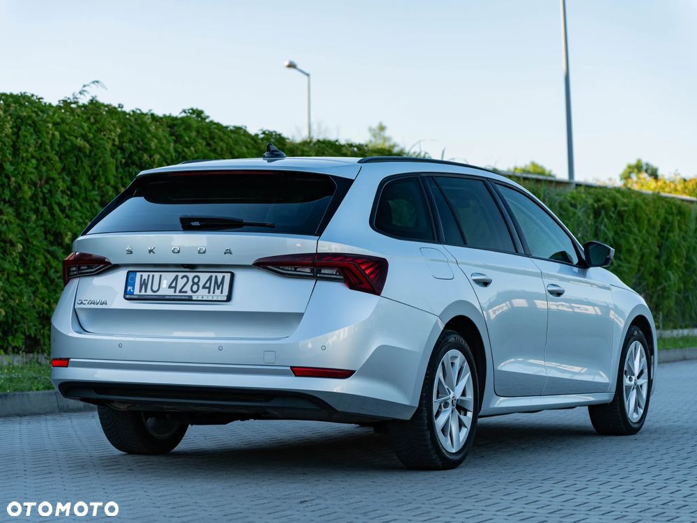 Skoda Octavia 2.0 TDI Ambition - 4