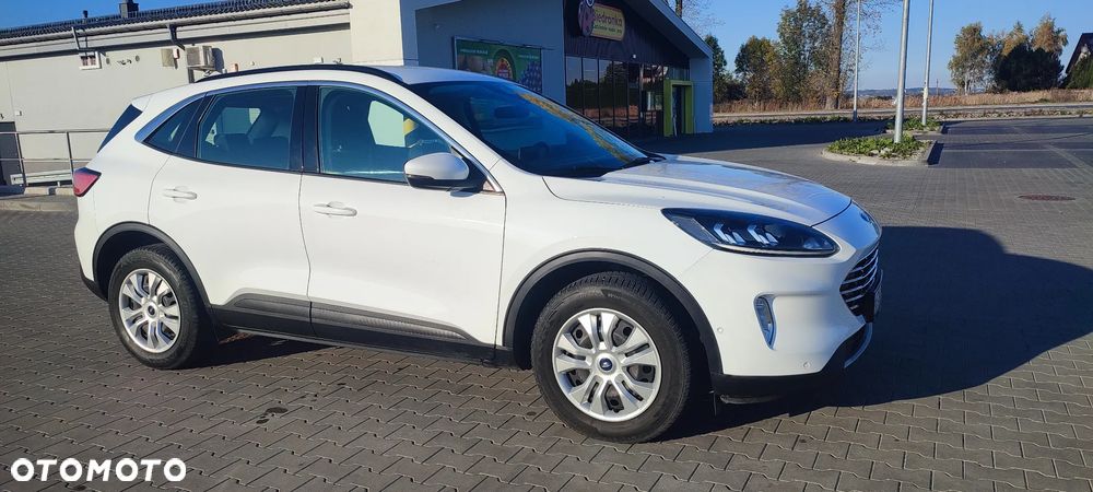 Ford Kuga - 10