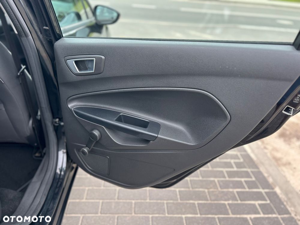 Ford Fiesta 1.0 EcoBoost Trend - 17