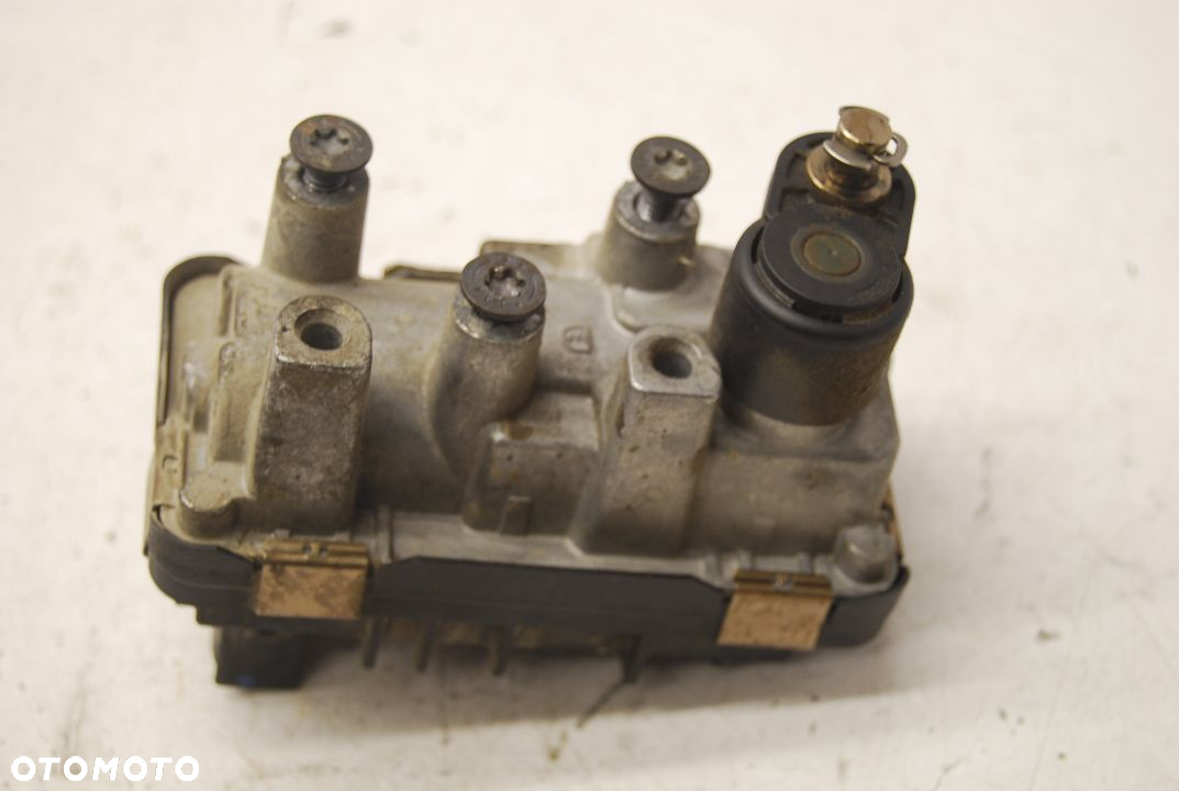 STEROWNIK NASTAWNIK TURBINY 6NW010430-09 RANGE ROVER 3.0D - 3