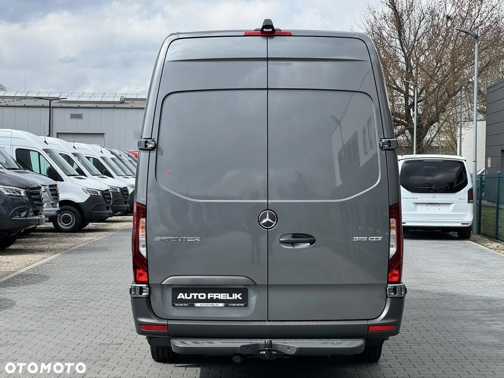 Mercedes-Benz Sprinter - 7