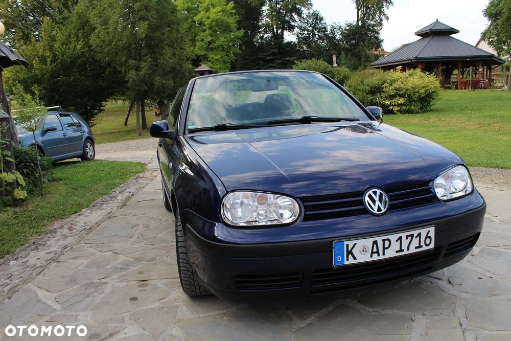 Volkswagen Golf 1.6 - 17