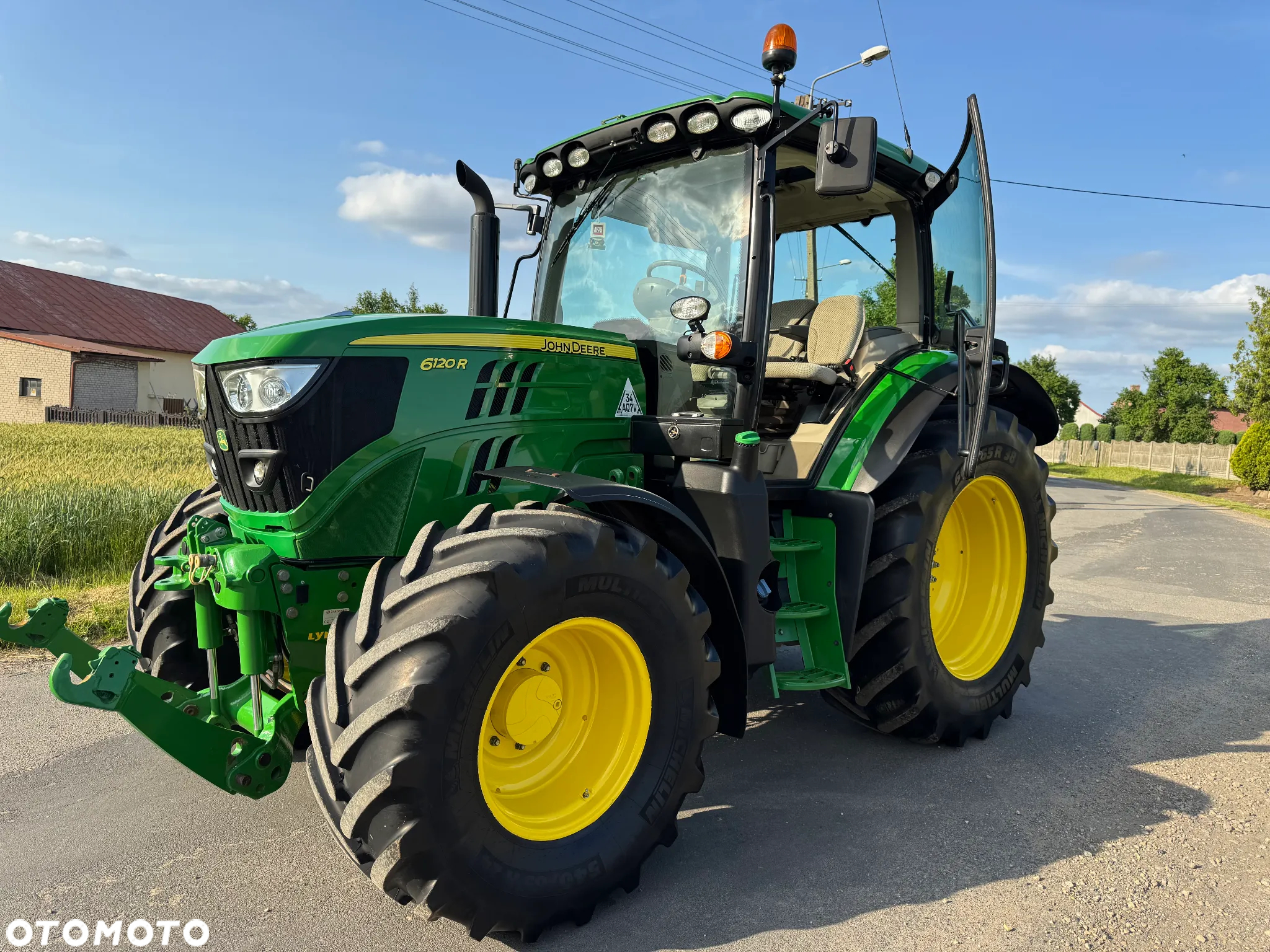 John Deere 6120R - 21