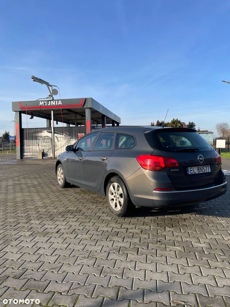 Opel Astra 1.7 CDTI - 7