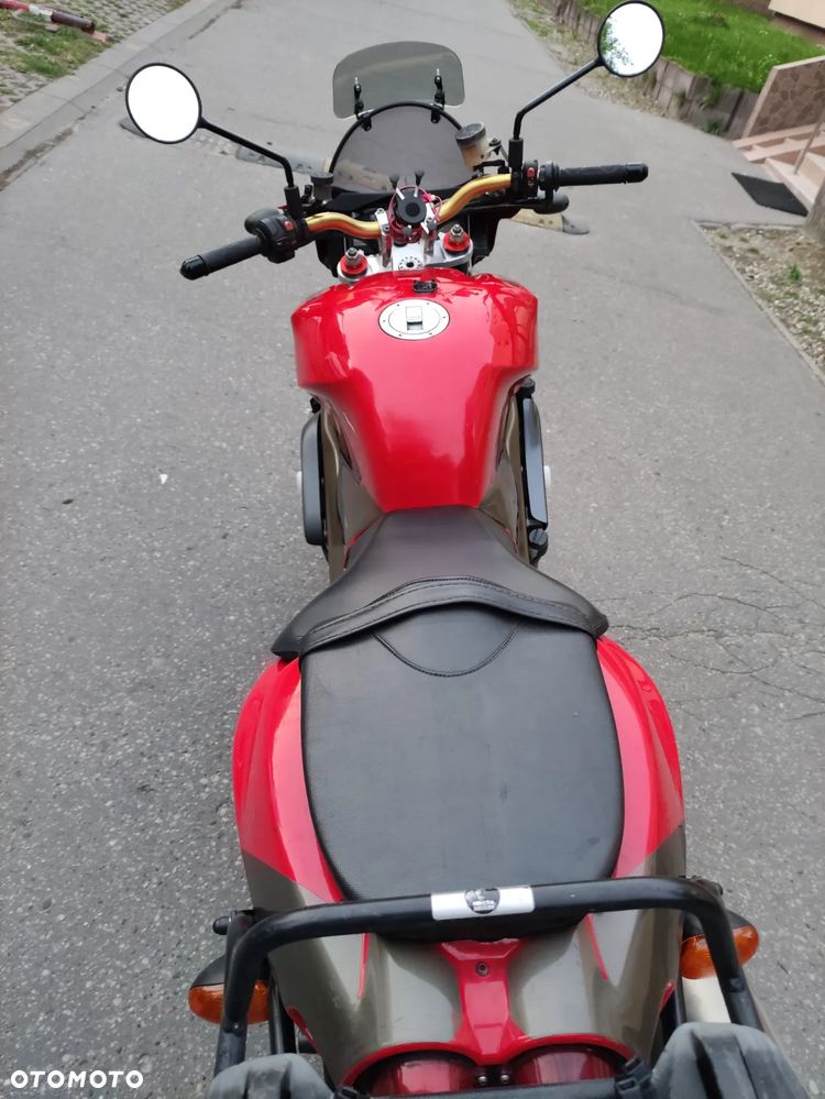 Aprilia Tuono - 15