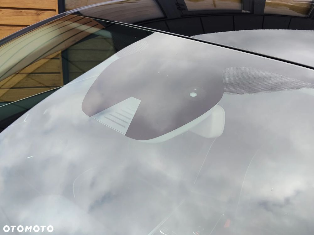 Renault Megane ENERGY dCi 130 BOSE EDITION - 9
